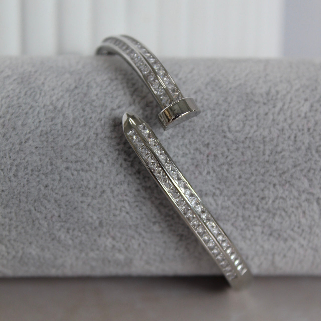 Pulsera con zirconia