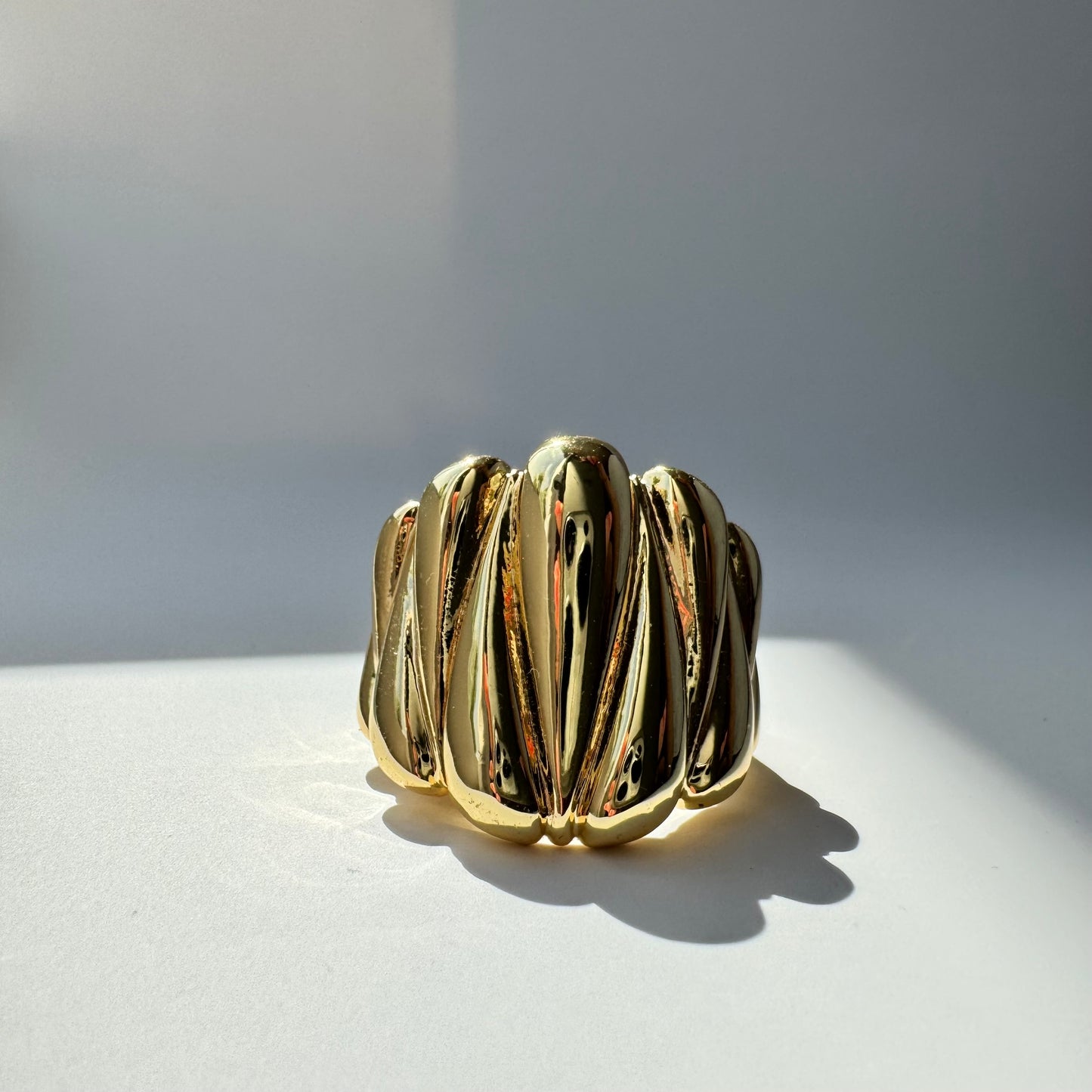 Queen Ring