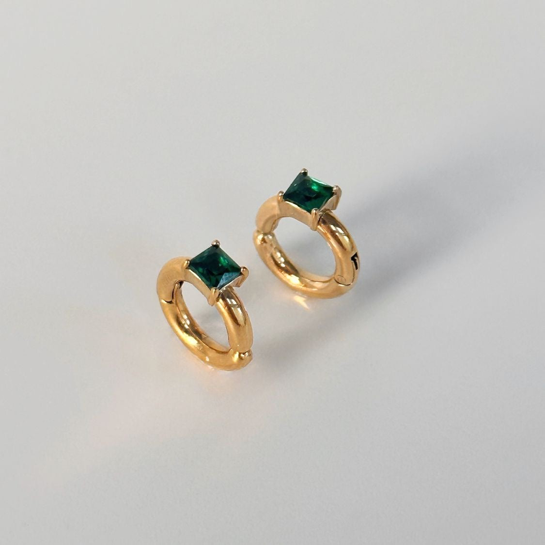 Pressure earrings