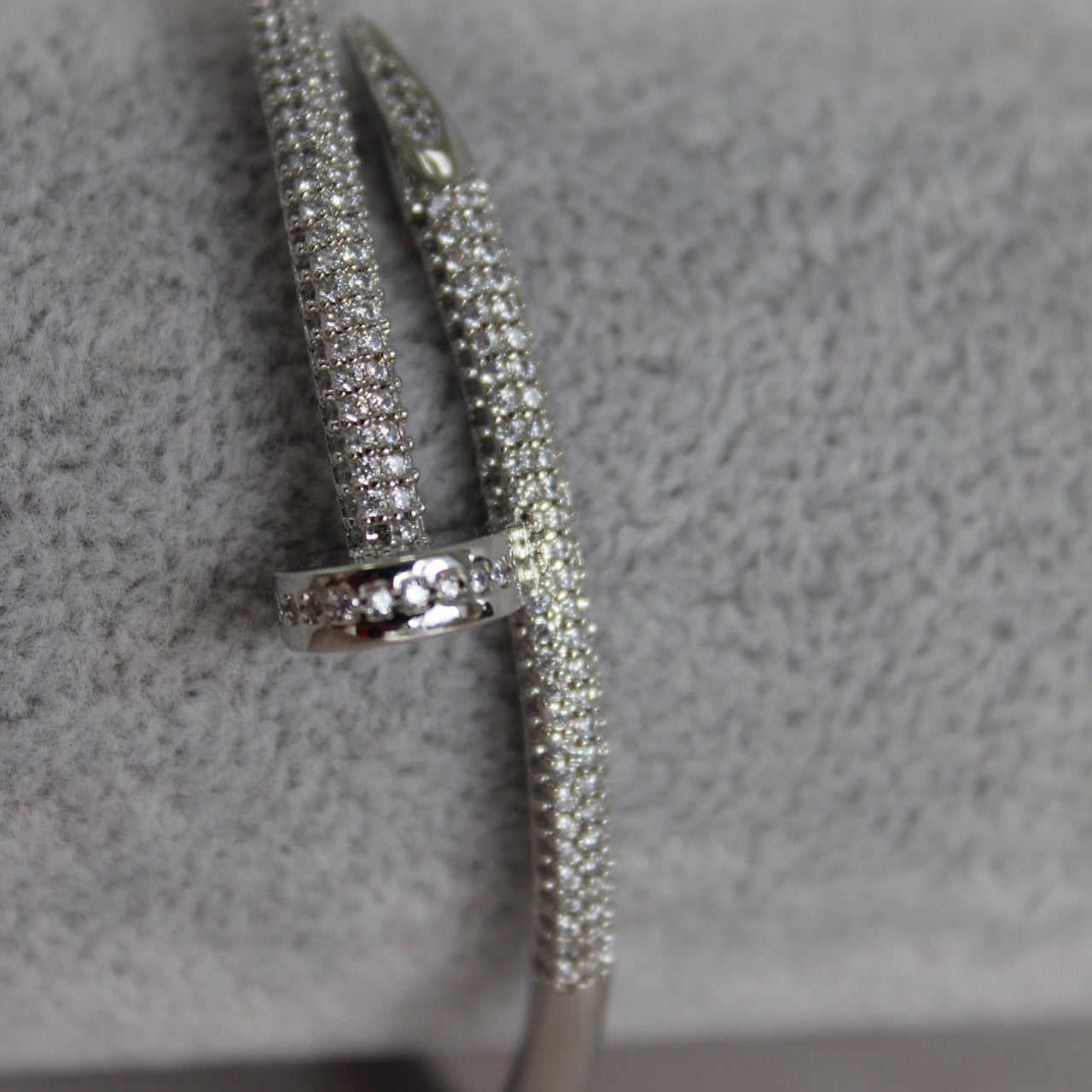 Pulsera con zirconia