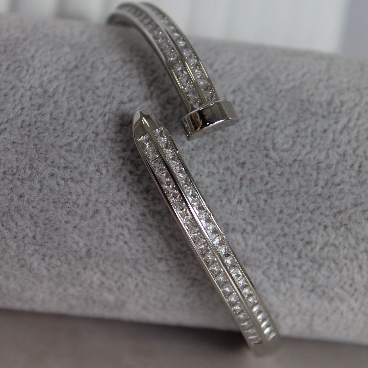 Pulsera con zirconia