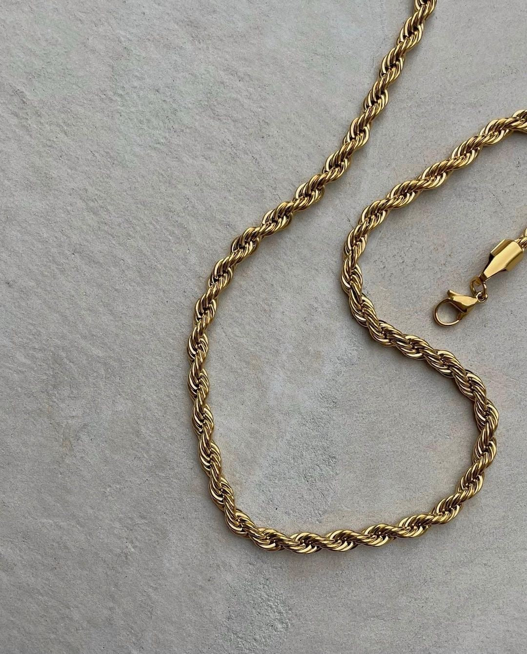 Woven bow necklace