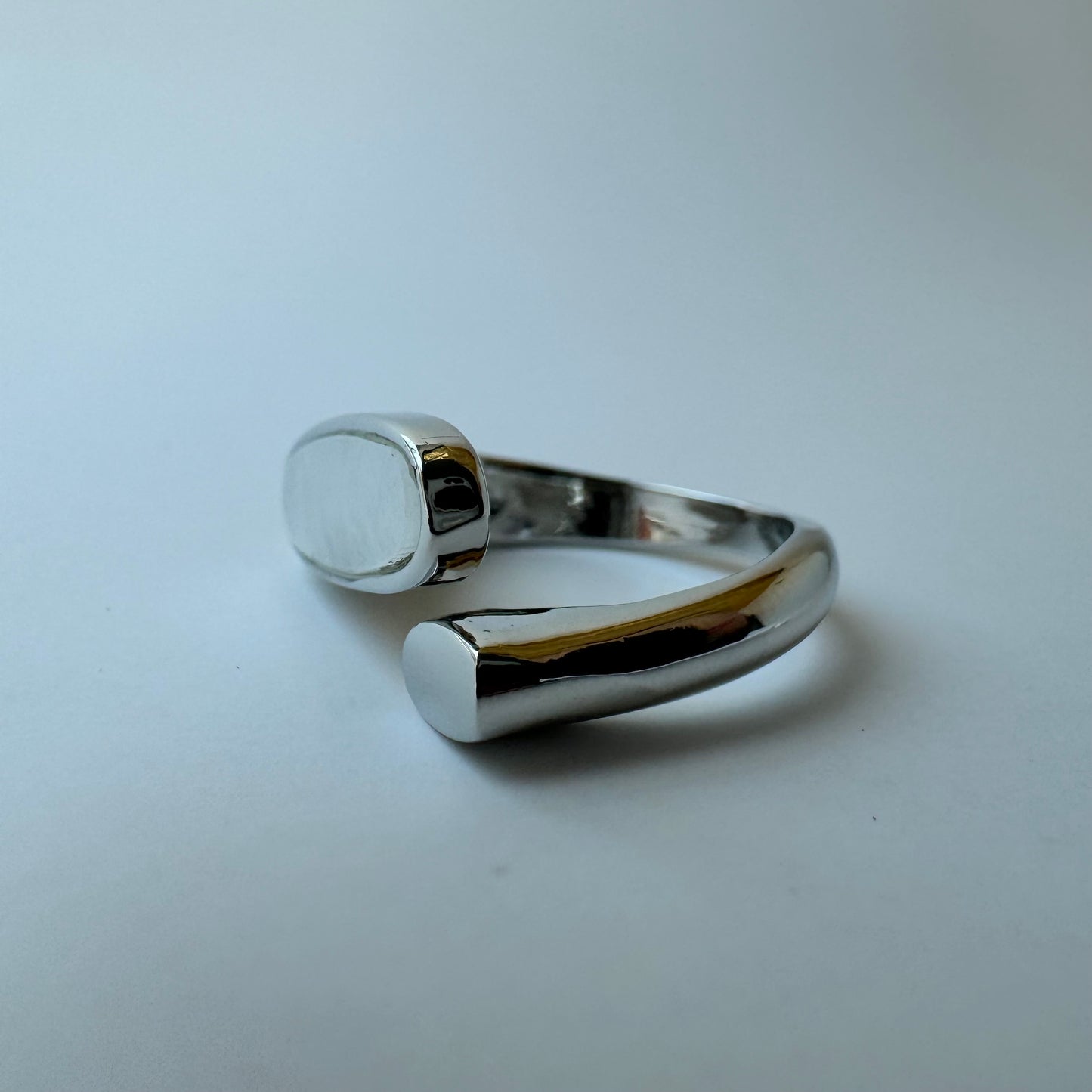 Griffith Ring