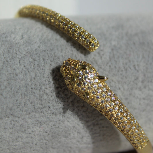 Brazalete con zirconia