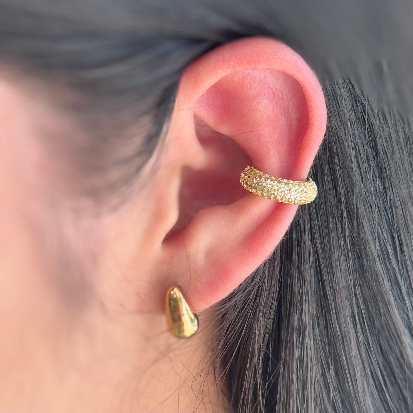 Ear Cuff Glow Ring”