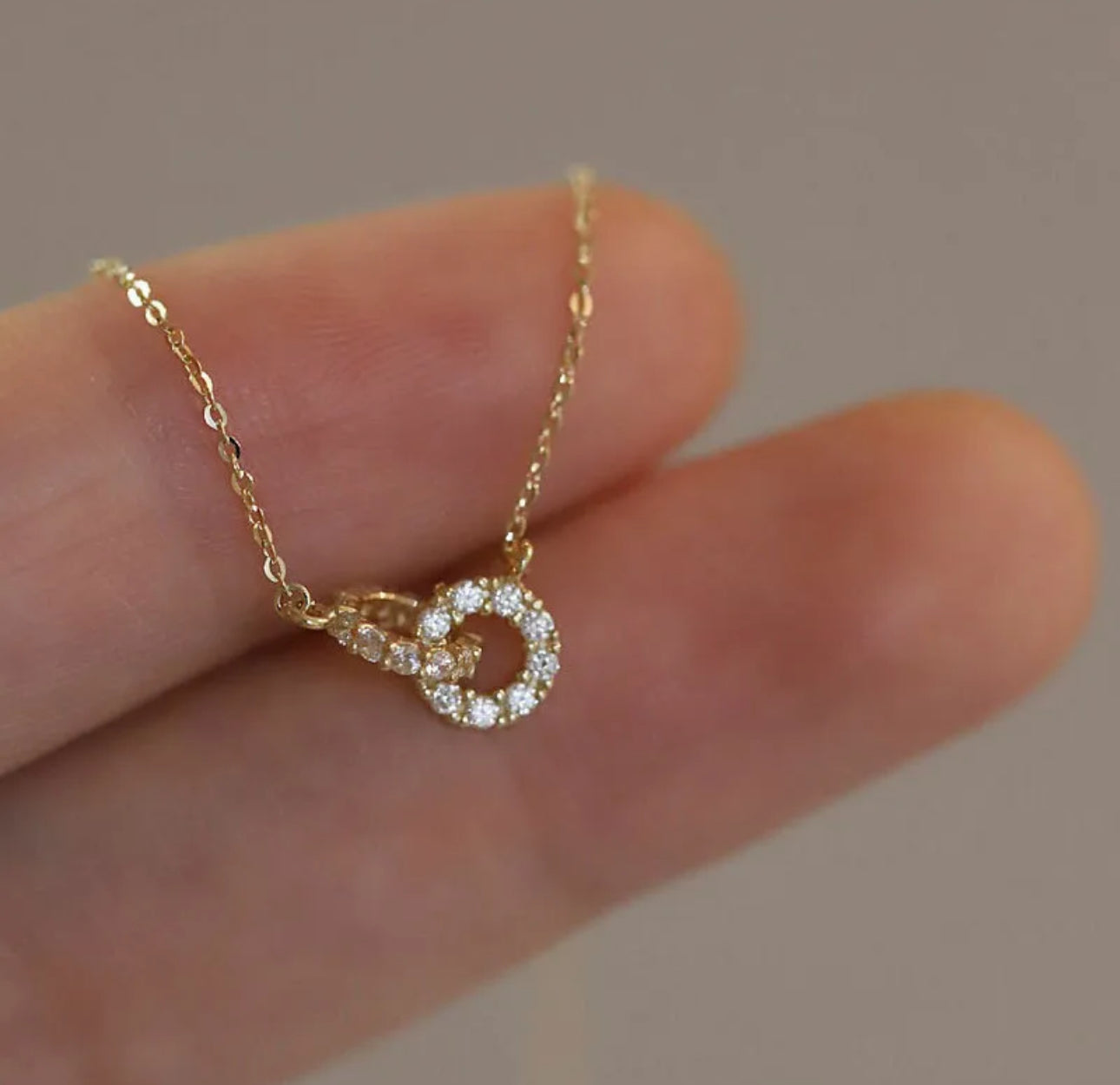 Evie Necklace