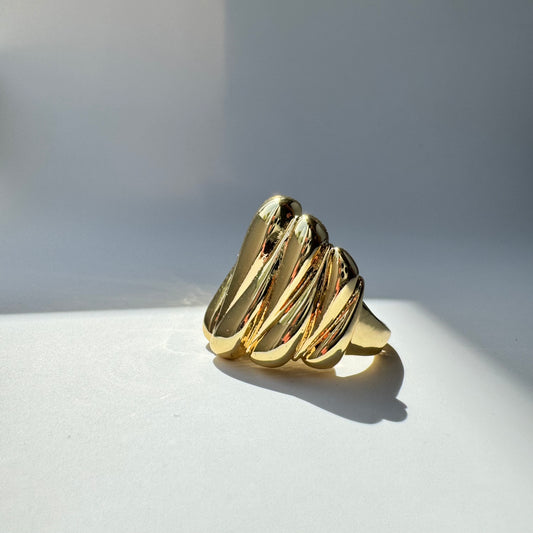 Queen Ring