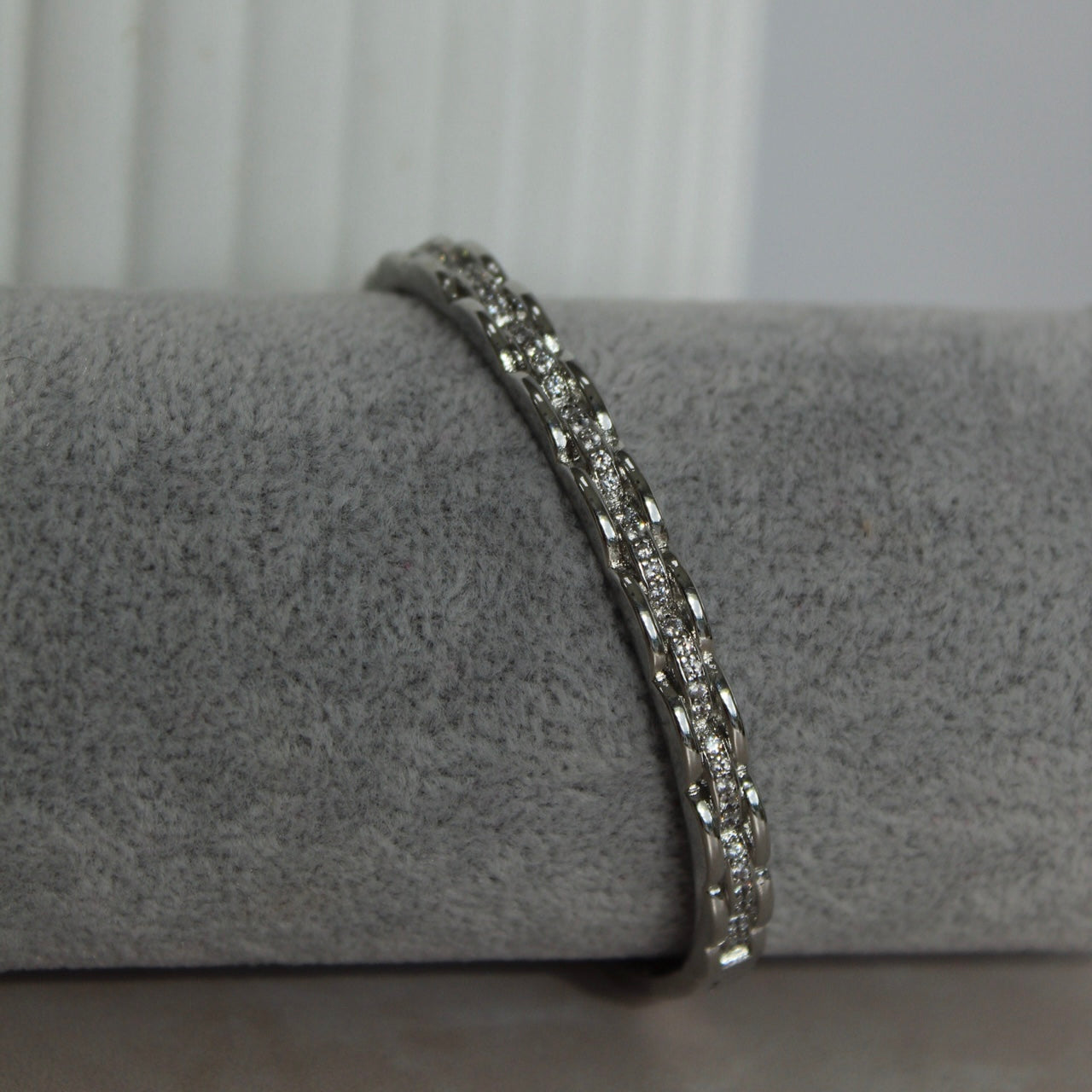 Brazalete con zirconia