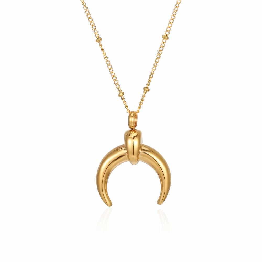 Eisley Moon necklace